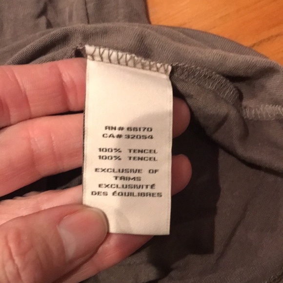 New! DELETTA S Beige Brown Swept Away Pleated Bow Overlay Top - Picture 4 of 4